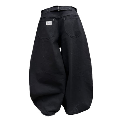 Balloon Cut Black