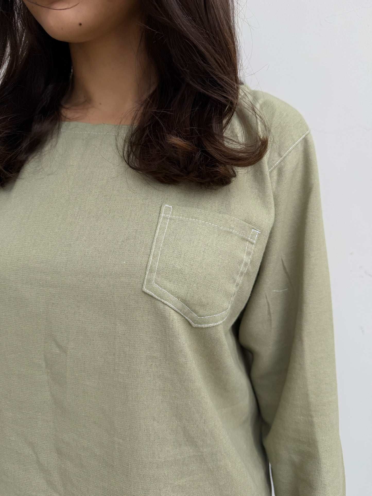 Green Linen Sleeve
