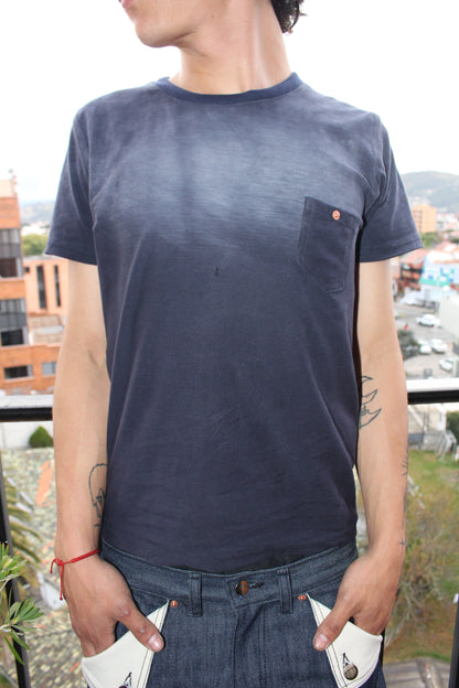 RIVET TEE