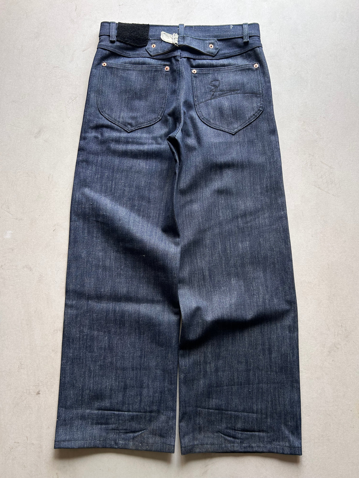 TUNDRA DENIM